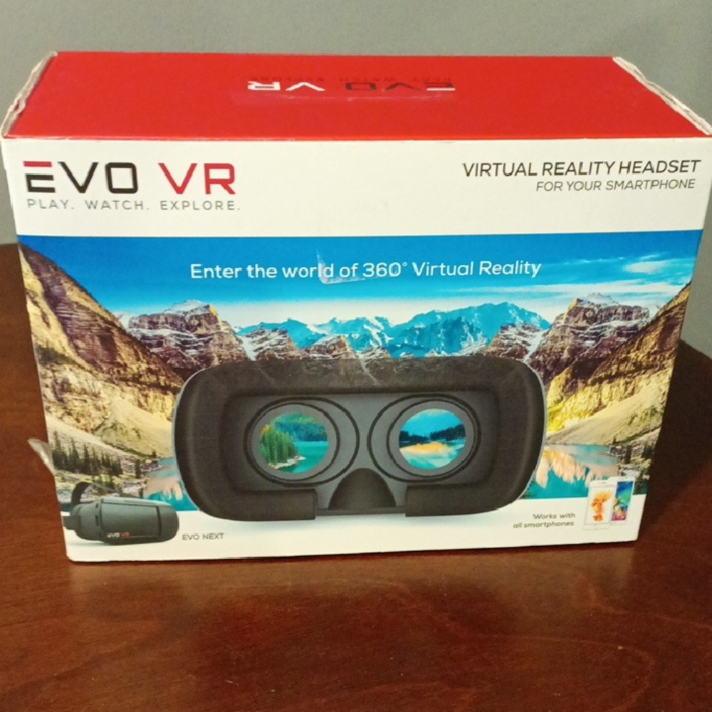 Black Virtual Reality Headset